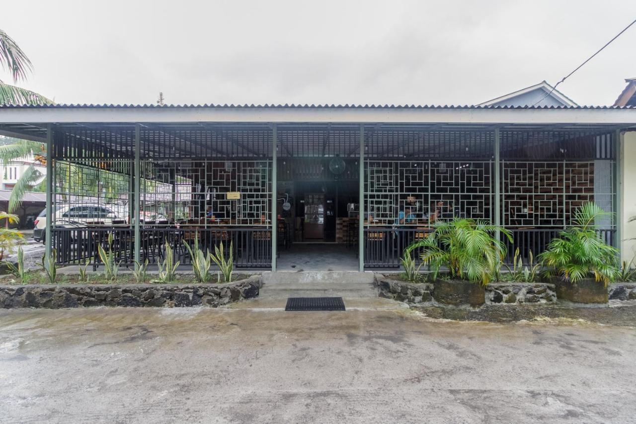 Reddoorz At Jalan Babepalar Rike Manado Hotell Eksteriør bilde
